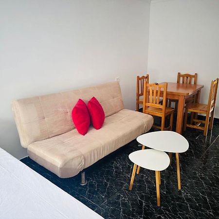 Cozy 2-Bed & Sofa-Bed Studio In Los Cristianos Los Cristianos  Exterior photo