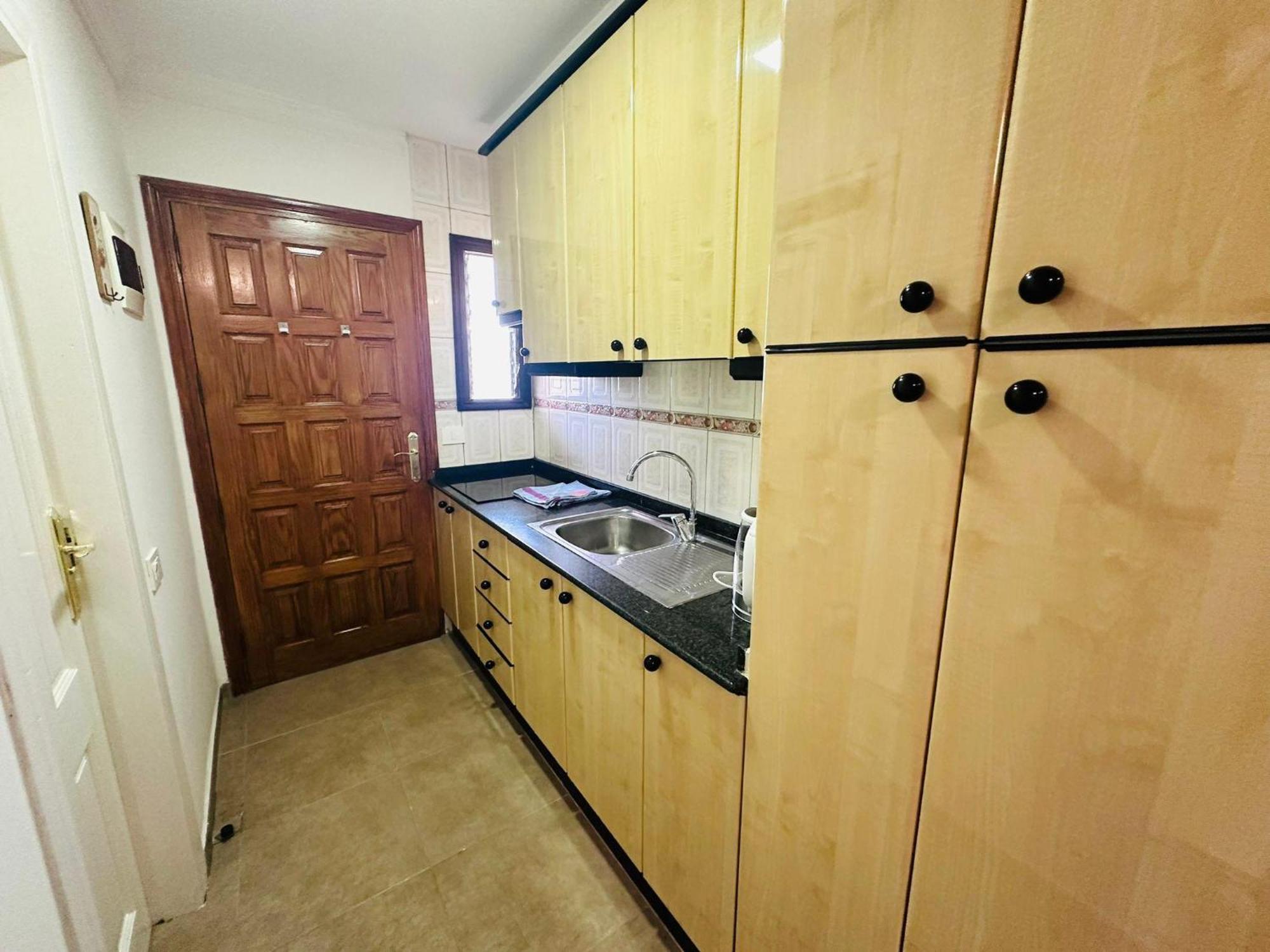 Cozy 2-Bed & Sofa-Bed Studio In Los Cristianos Los Cristianos  Exterior photo