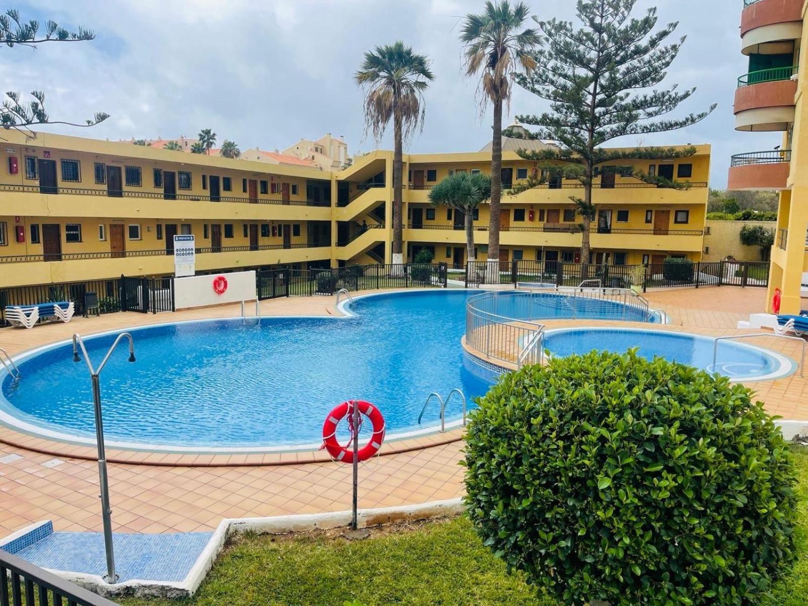 Cozy 2-Bed & Sofa-Bed Studio In Los Cristianos Los Cristianos  Exterior photo
